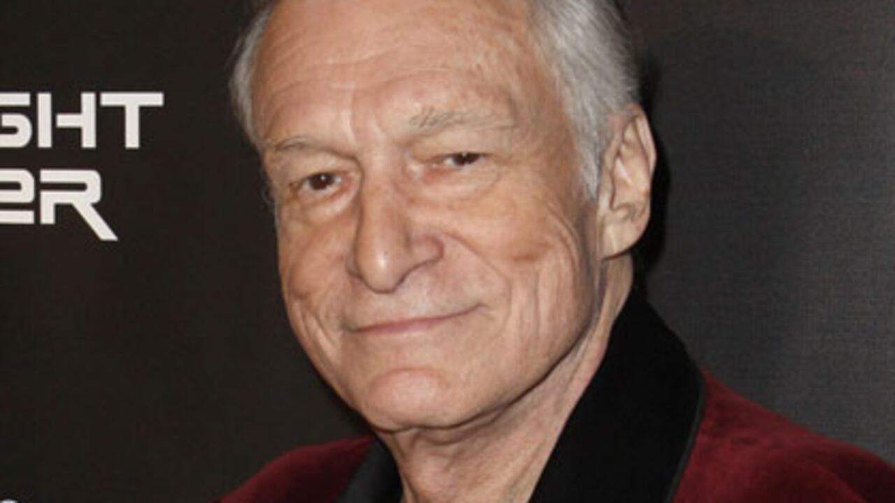 Andar en pijama es una costumbre que adquirió por trabajar hasta altas horas sin descanso. Por ese ritmo en una época fue adicto a las anfetaminas