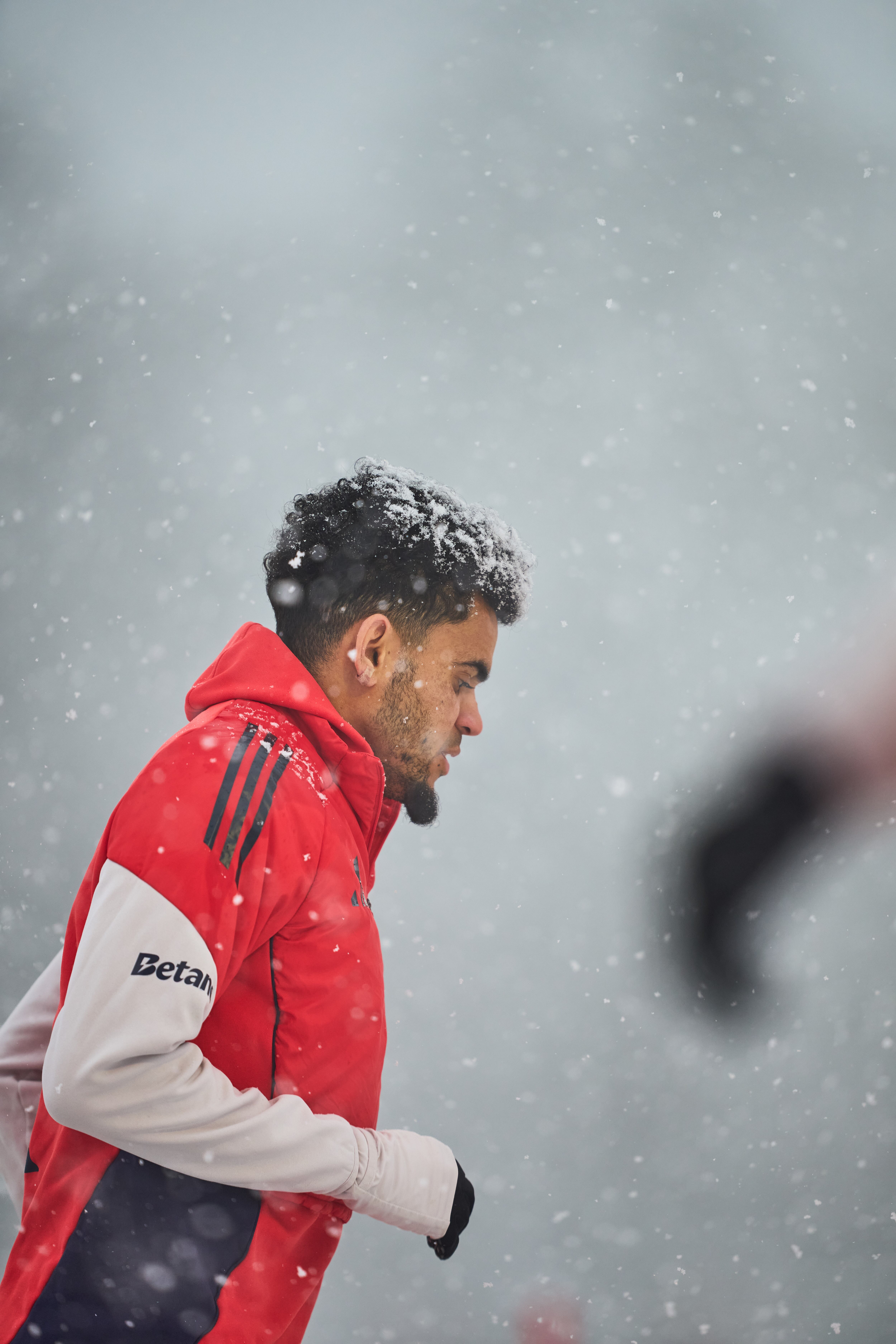 MUNICH, GERMANY - FEBRUARY 19: Luis Diaz of FC Bayern Muenchen during a training session at Saebener Straße on February 19, 2026 in Munich, Germany. (Photo by S. Mellar/FC Bayern via Getty Images)