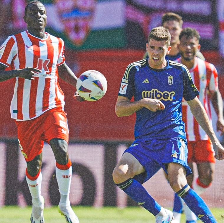 Luis Javier Suárez marcó uno de los tripletes más rápido en la historia del fútbol español.