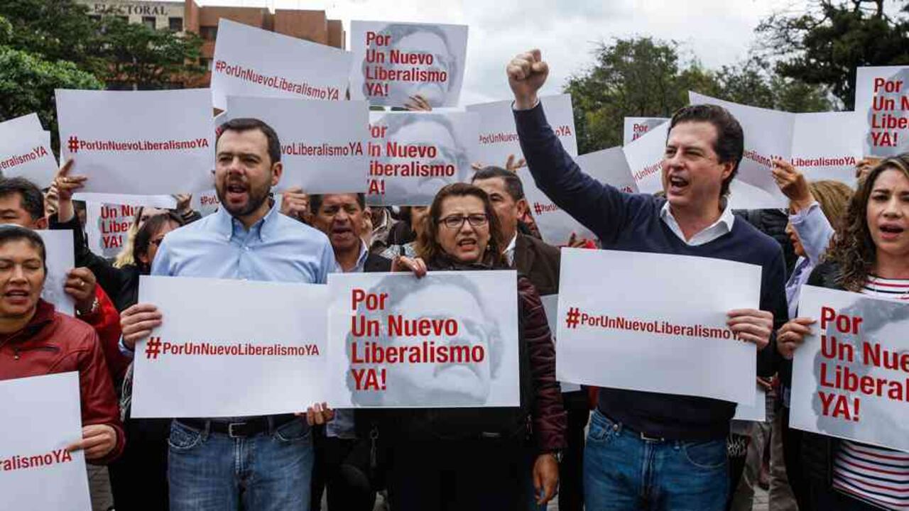 “Esta lucha cumple 40 años desde la fundación del Nuevo Liberalismo, hace 30 años nos asesinaron físicamente. Hoy intentan asesinarnos políticamente”, aseguró Juan Manuel Galán.