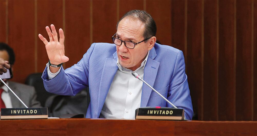 Antonio sanguinoMinistro de Trabajo