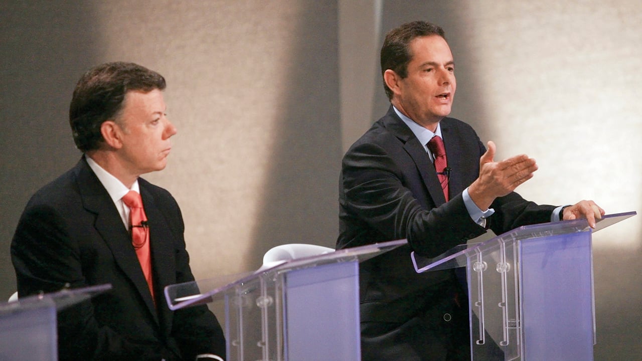 En 2010, Vargas Lleras fue candidato presidencial y compitió con Juan Manuel Santos y Antanas Mockus. 