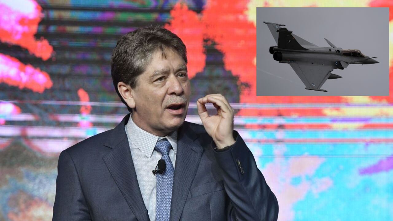 El presidente de la Andi, Bruce Mac Master, expresó su preocupación frente a la eventual compra de aviones de combate.