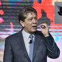 El presidente de la Andi, Bruce Mac Master, expresó su preocupación frente a la eventual compra de aviones de combate.