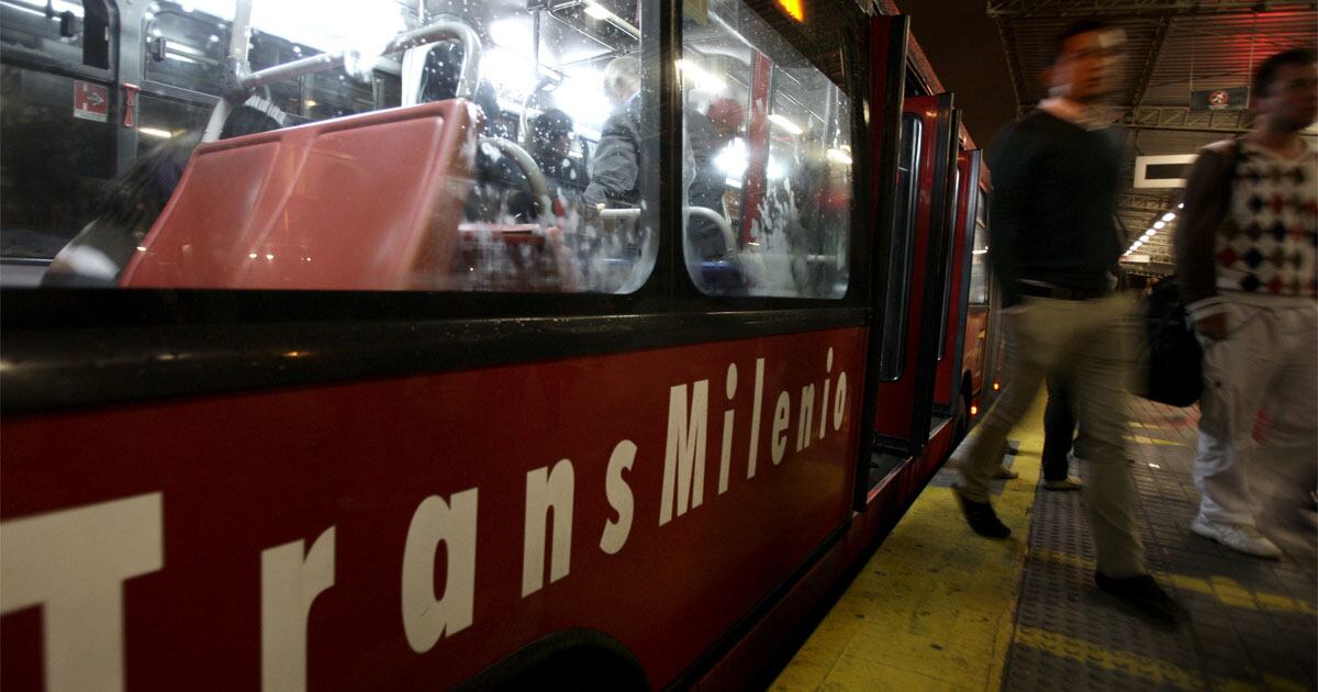 El escuadrón de mujeres encubiertas en Trasmilenio ha capturado en los últimos dos meses a 31 hombres por presunto acoso sexual.