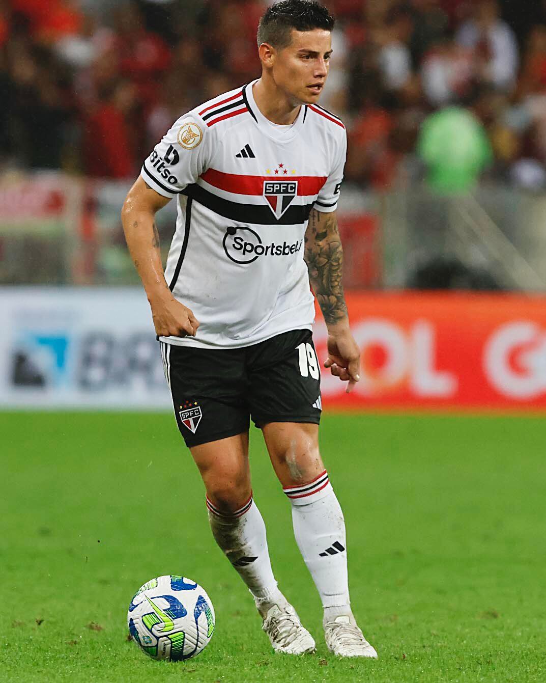 James Rodríguez jugó 36 minutos en su debut.