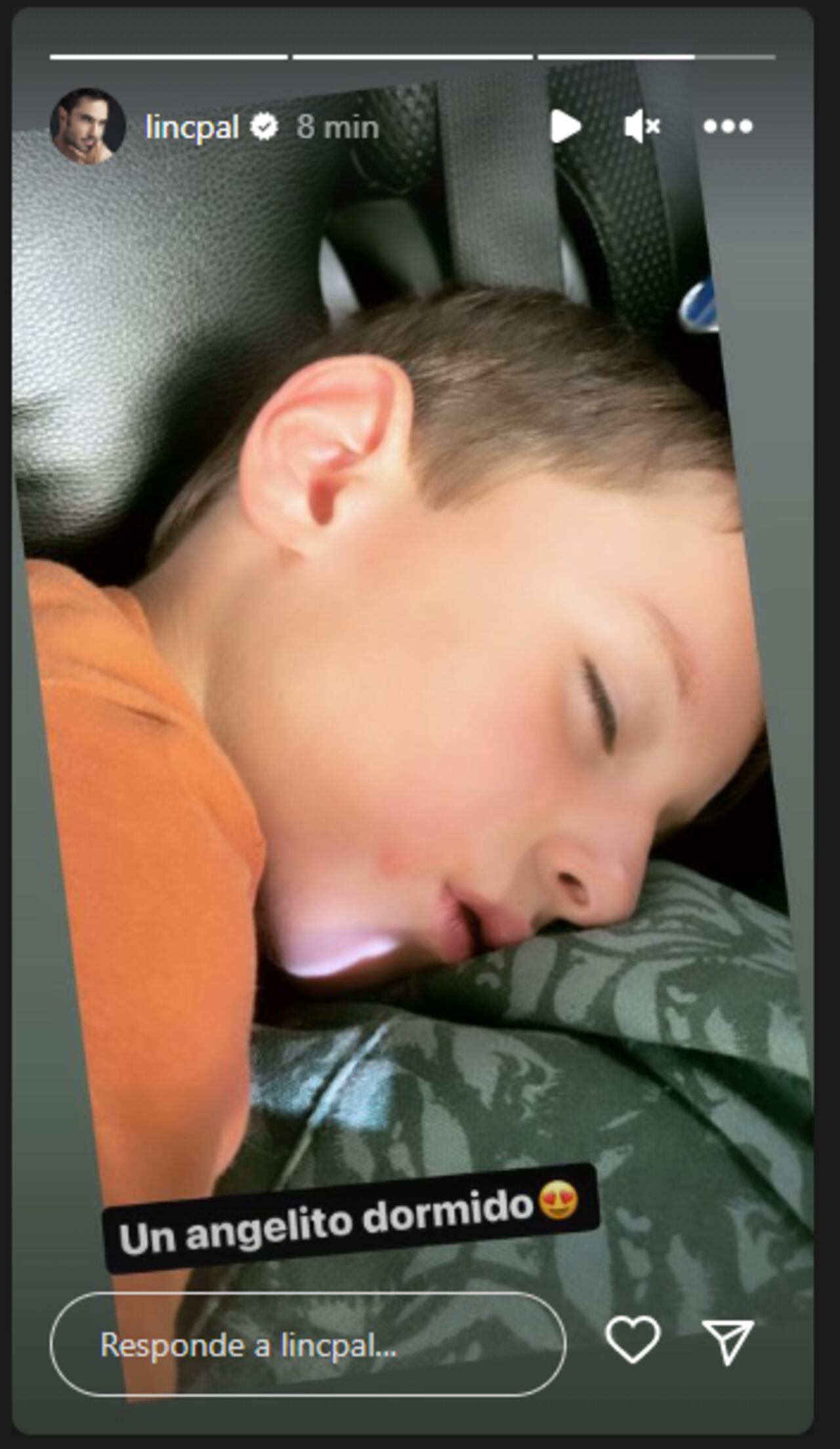 Lincoln Palomeque subió enternecedora foto de su hijo Matías.