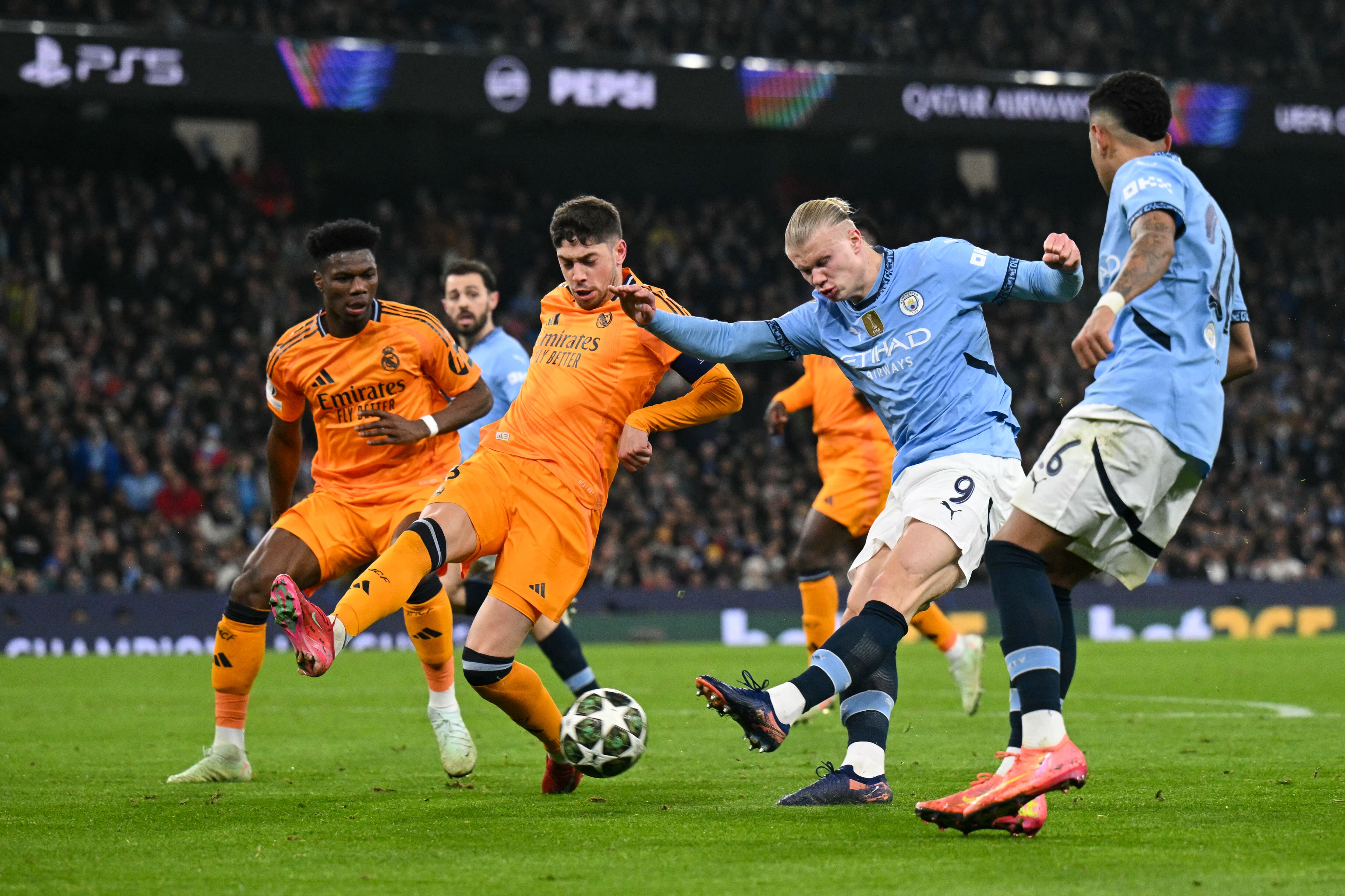 Manchester City se adelanta en el marcador con gol de Erling Haaland