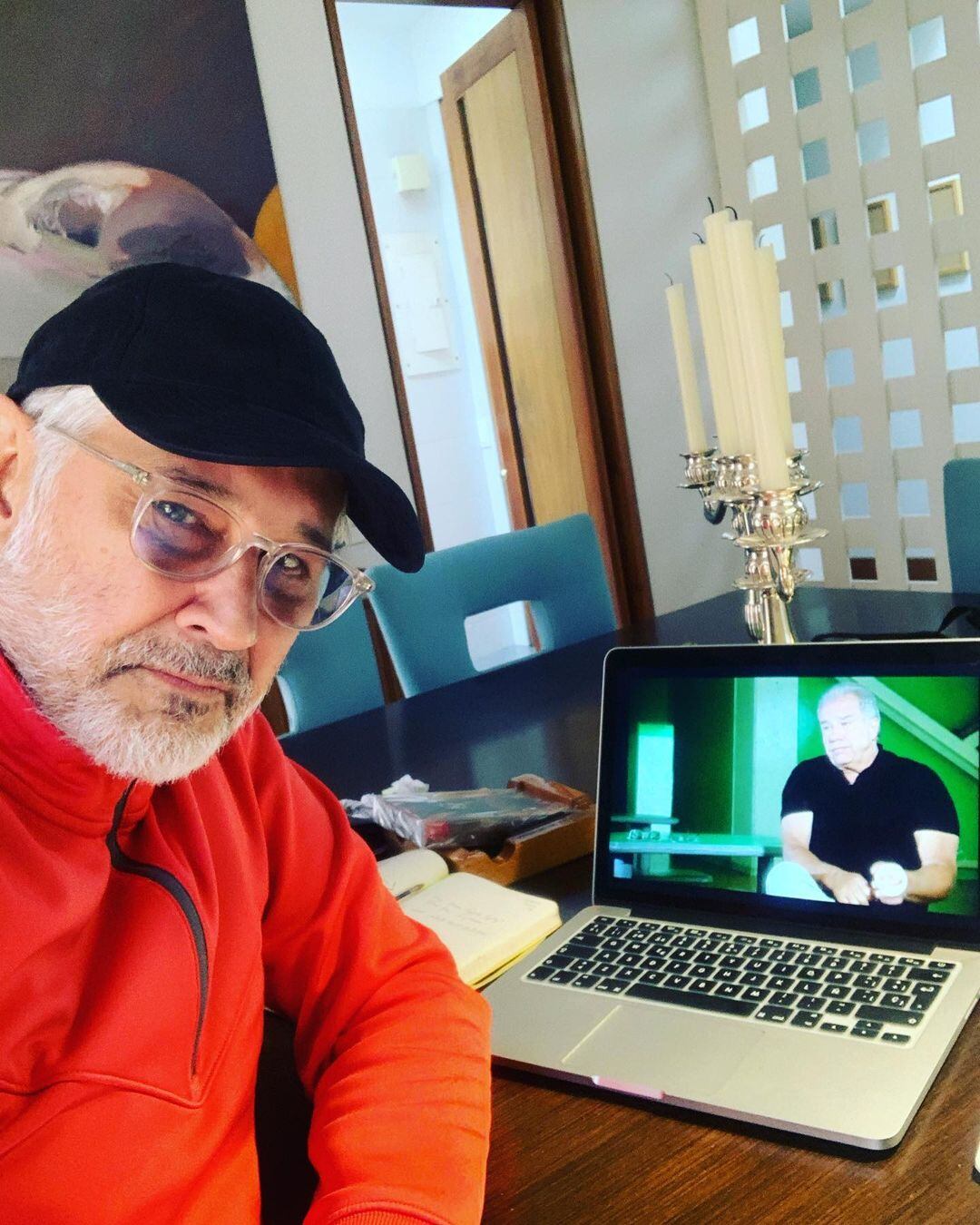 Así luce el periodista en la actualidad