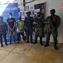 Los dos hombres fueron detenidos en flagrancia tras la ubicación de otro artefacto explosivo improvisado para cometer otro atentado.