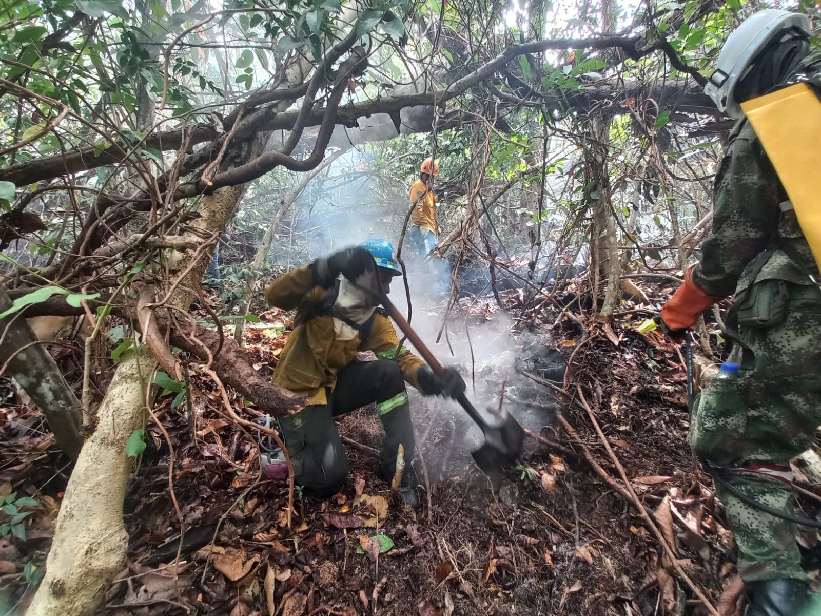La lluvia intermitente de las últimas horas ayudo a bajar la temperatura
