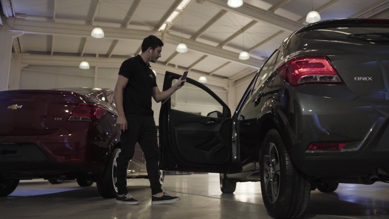 “El pago del vehículo se prefiere presencial, directamente en el concesionario que desee el cliente”.