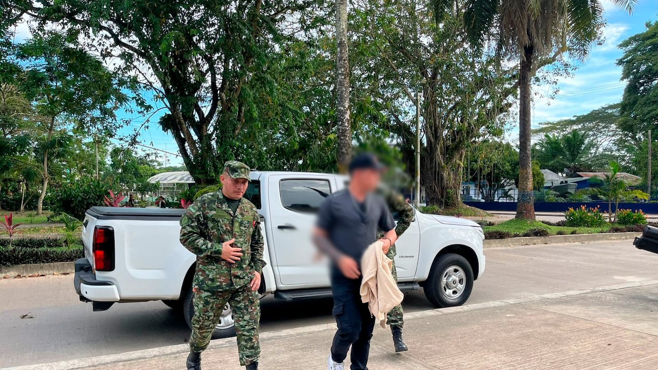 Menor de edad que ya era cabecilla de las disidencias en Amazonas. Fue rescatado por el Ejército.