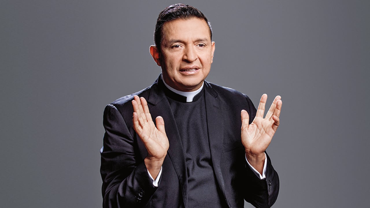 “En Semana Santa suspendo todas las procesiones en las que pueda exponerme. No tanto pensando en que me hagan daño, sino en que no es bueno que un niño vea un crimen o un golpe que alguien me propine”.