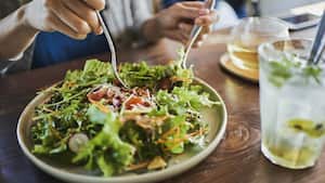 Las verduras son ideales en la dieta para bajar de peso. Foto GettyImages.