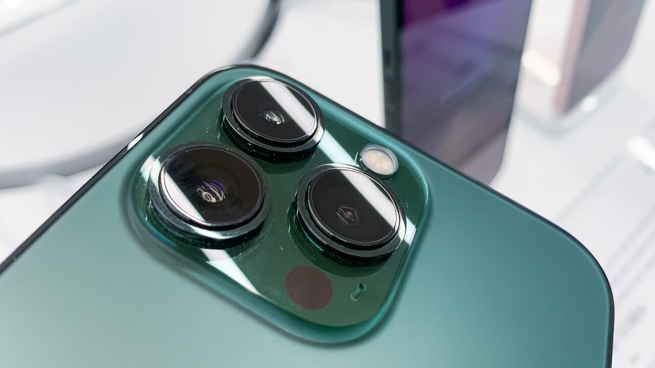 La subasta se da días antes del lanzamiento de la última versión del iPhone. Getty Images