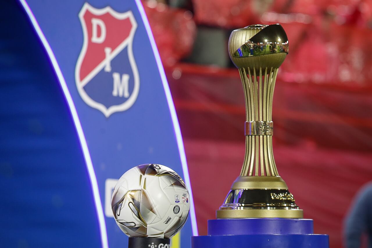 Bogotá. Junio 24 de 2025. Independiente Santa Fe enfrenta a Independiente Medellín, por encuentro válido de la Liga BetPlay I 2025 de final de ida, en el Estadio Nemesio Camacho El Campín. (Colprensa - Cristian Bayona).