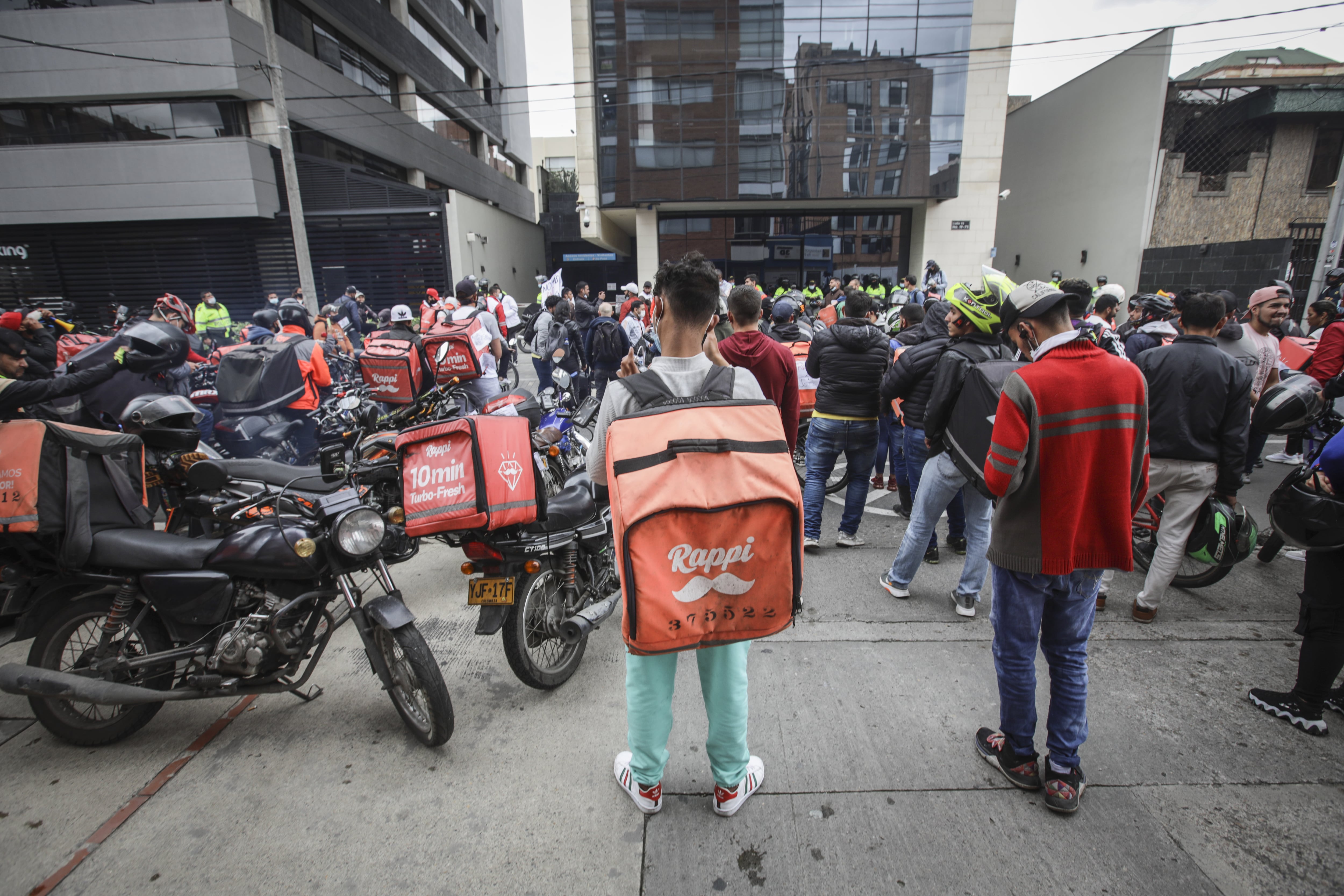 Repartidores de Rappi podrán recibir canales de atención ante reclamos y bloqueos