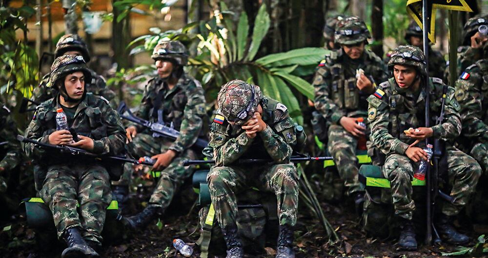 Luna reclamó que hoy hay una falta de pie de fuerza.