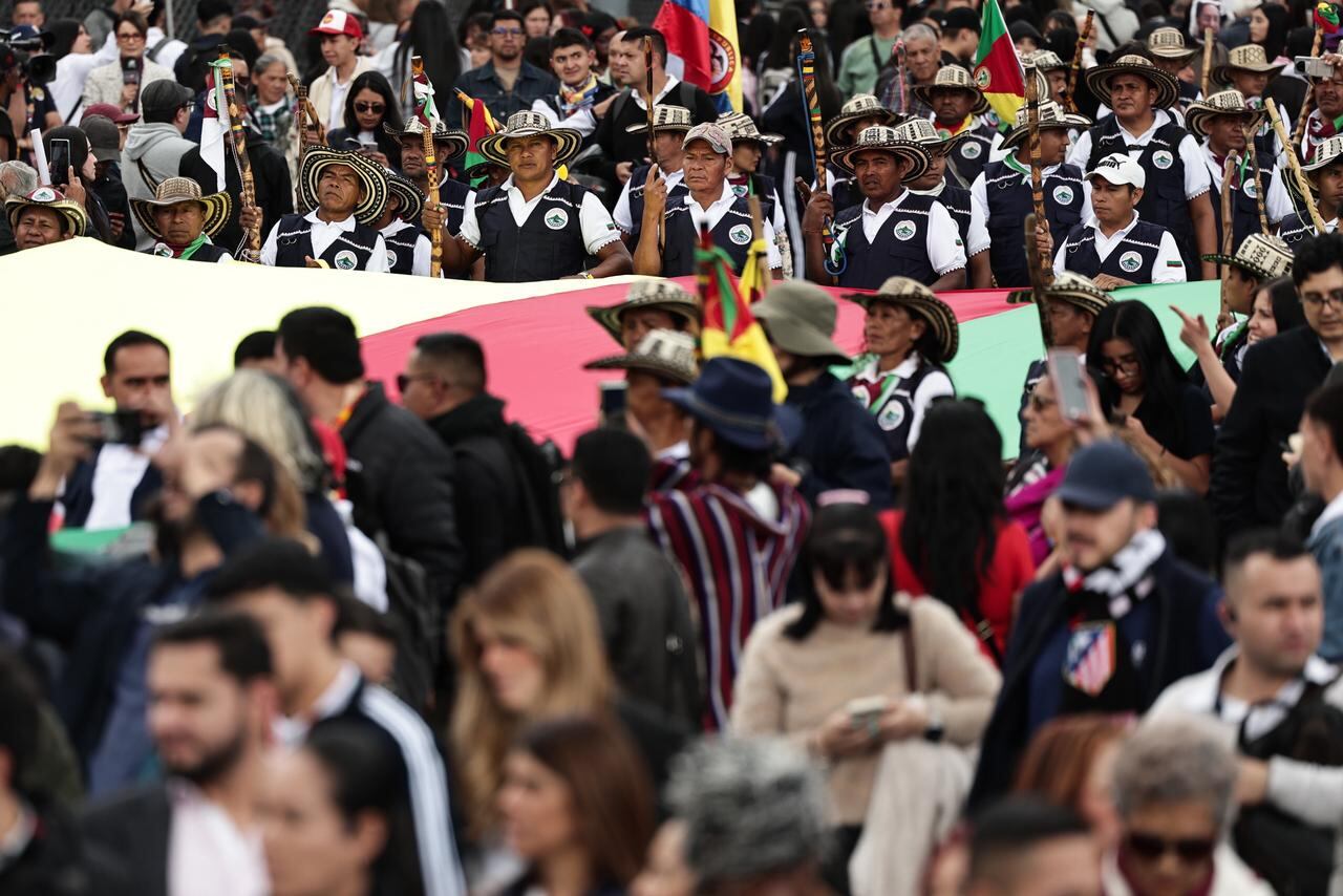 Marcha por la defensa del salario mínimo vital, apoyo al presidente Petro