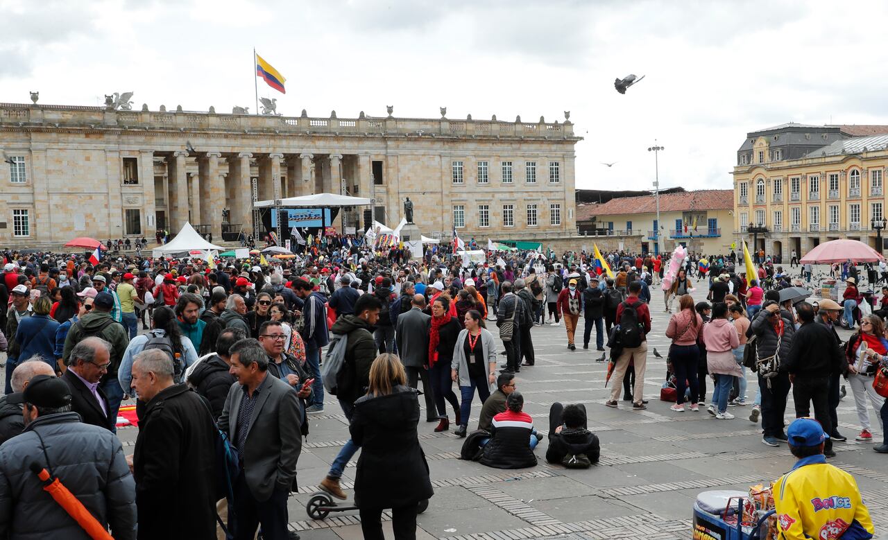 Marcha a favor del presidente Petro por sus 100 días de gobierno
Bogota nov 15 del 2022
Foto Guillermo Torres Reina / Semana