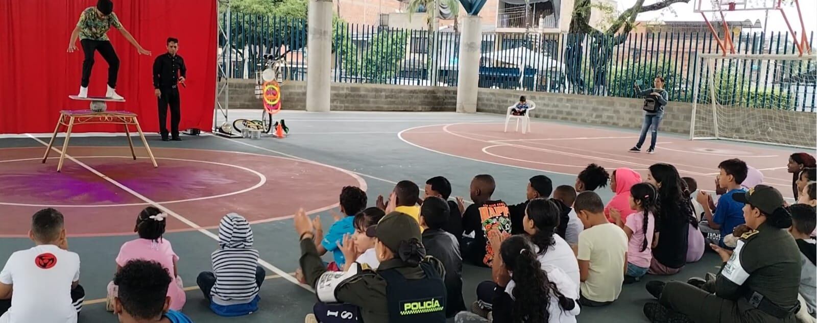 Actividades de recreación en el barrio El Vallado de Cali