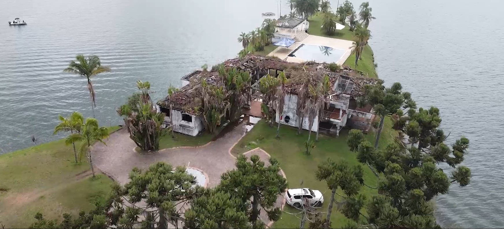 La SAE subastó la finca La Manuela, construida por Pablo Escobar.