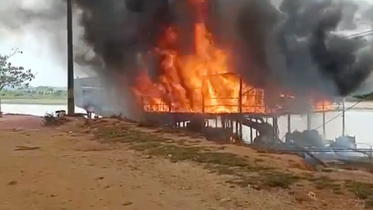 Policía destruye infraestructura de la minería ilegal.