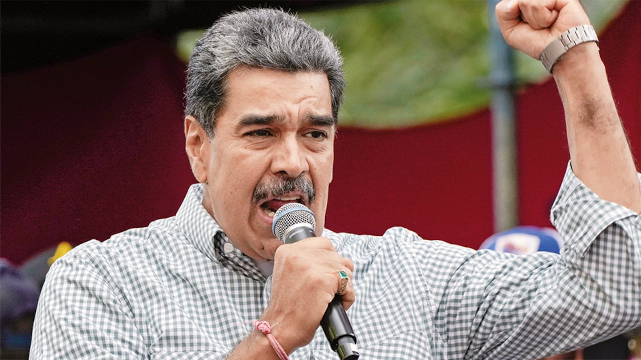 La dictadura de Nicolás Maduro está persiguiendo a políticos, defensores de Derechos Humanos y a periodistas que denunciaron el fraude electoral.