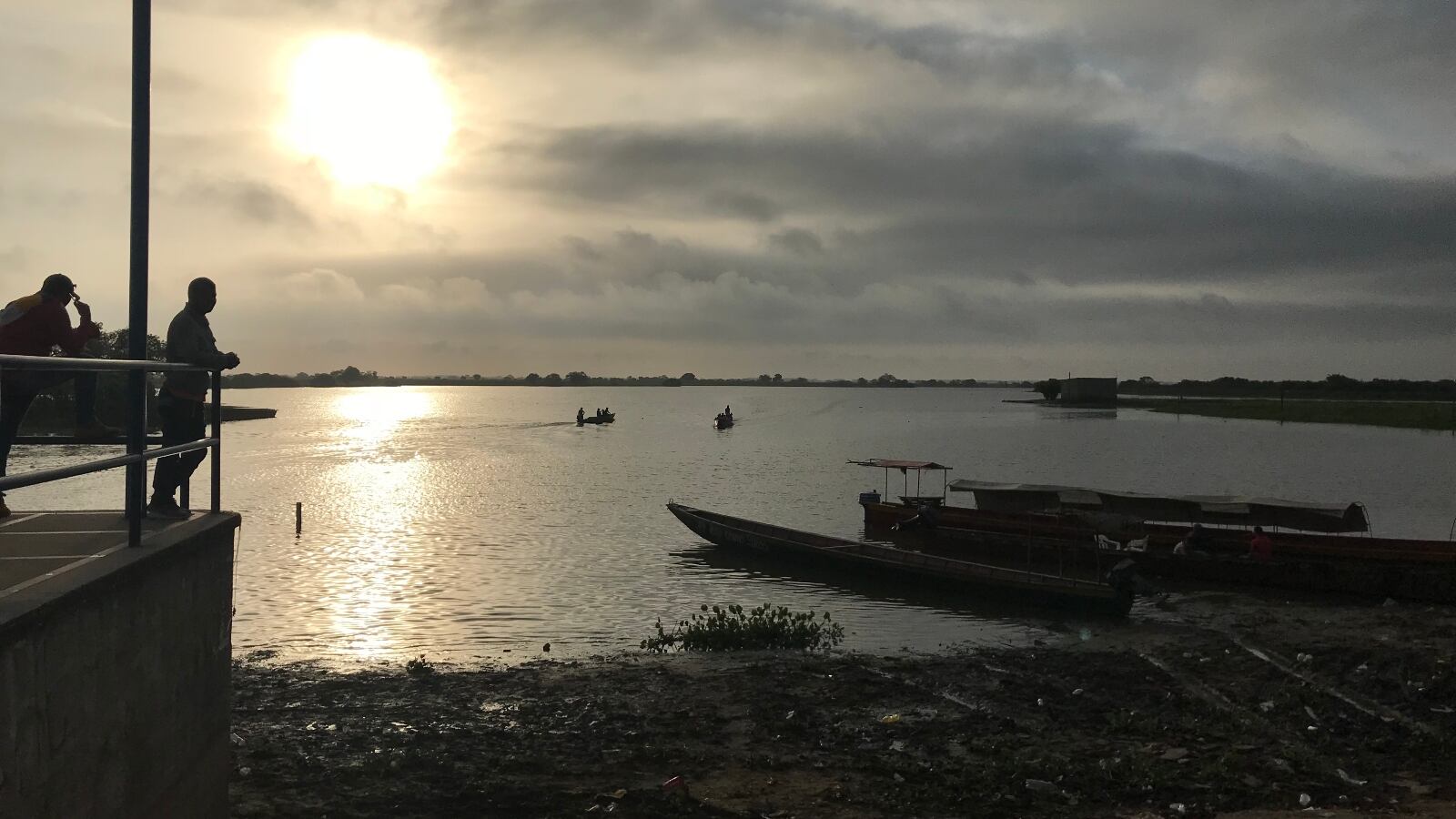 Desde la cabecera municipal de San Benito Abad salen lanchas todos los días hacia los distintos corregimientos y veredas.