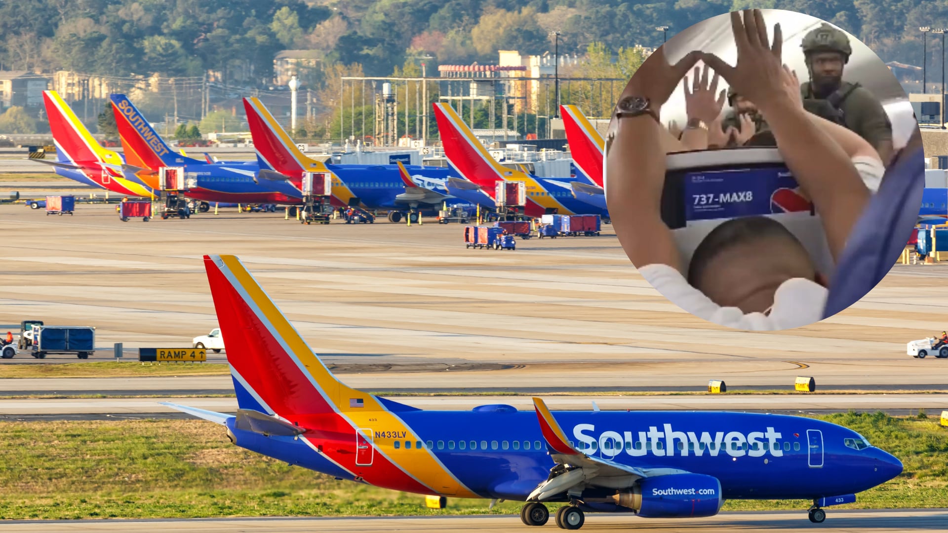 Agentes de seguridad revisan el avión de Southwest en Atlanta tras la alerta de amenaza a bordo.
