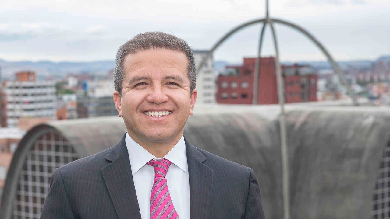 Para el próximo semestre la Universidad continuará garantizando la defensa de la vida y del desarrollo humano integral, previendo diversas estrategias para clases virtuales, presenciales o híbridas.