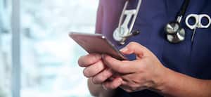 La tecnología sigue avanzando hacia el bienestar personal, y los dispositivos móviles ahora permiten realizar un seguimiento de la salud médica y nutricional mediante innovadoras aplicaciones.