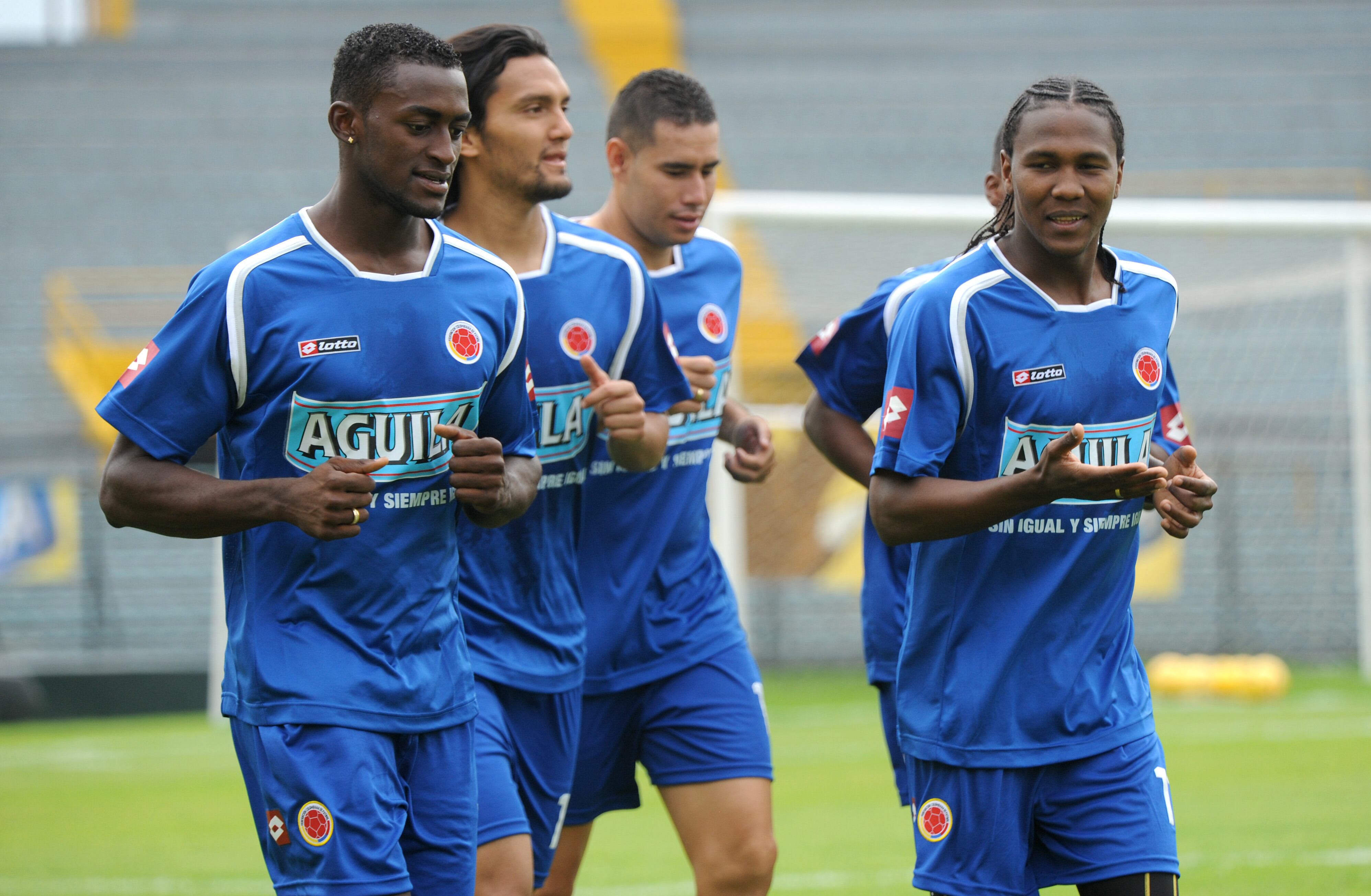 Hugo Rodallega (der.) con la Selección Colombia.