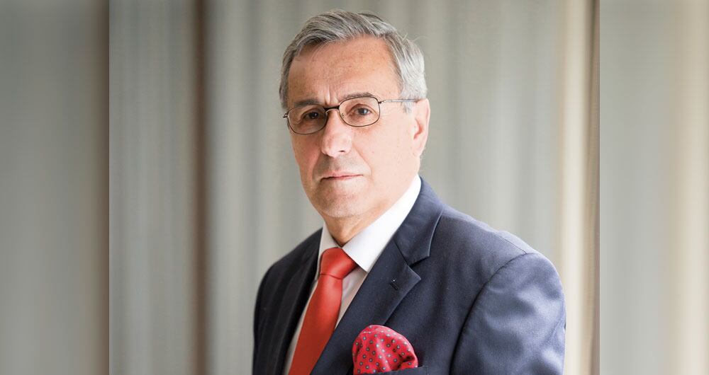 El rector de la Universidad Central, el exministro de Salud y Educación Jaime Arias, considera que aún falta mucha disciplina para acoger la educación virtual. 