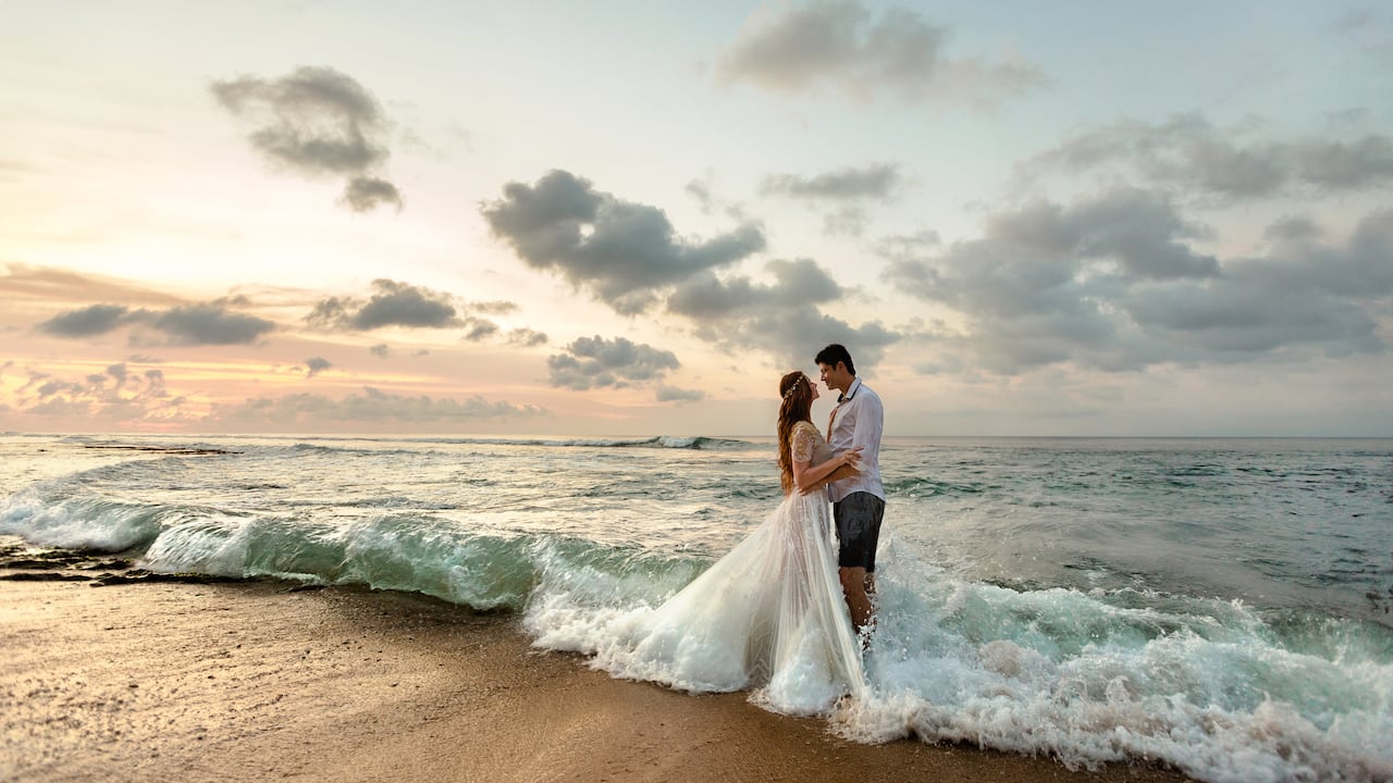 La tendencia actual en bodas apunta hacia destinos con mar y playa - Fucsia