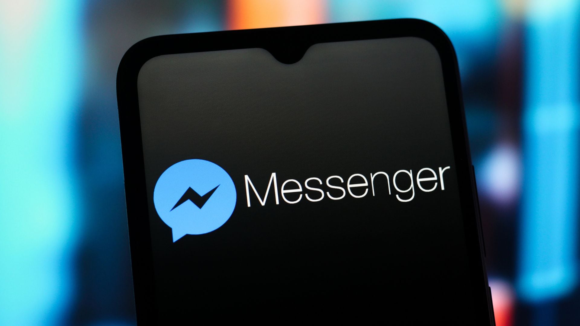 Meta elimina Messenger web y centraliza los mensajes en Facebook.