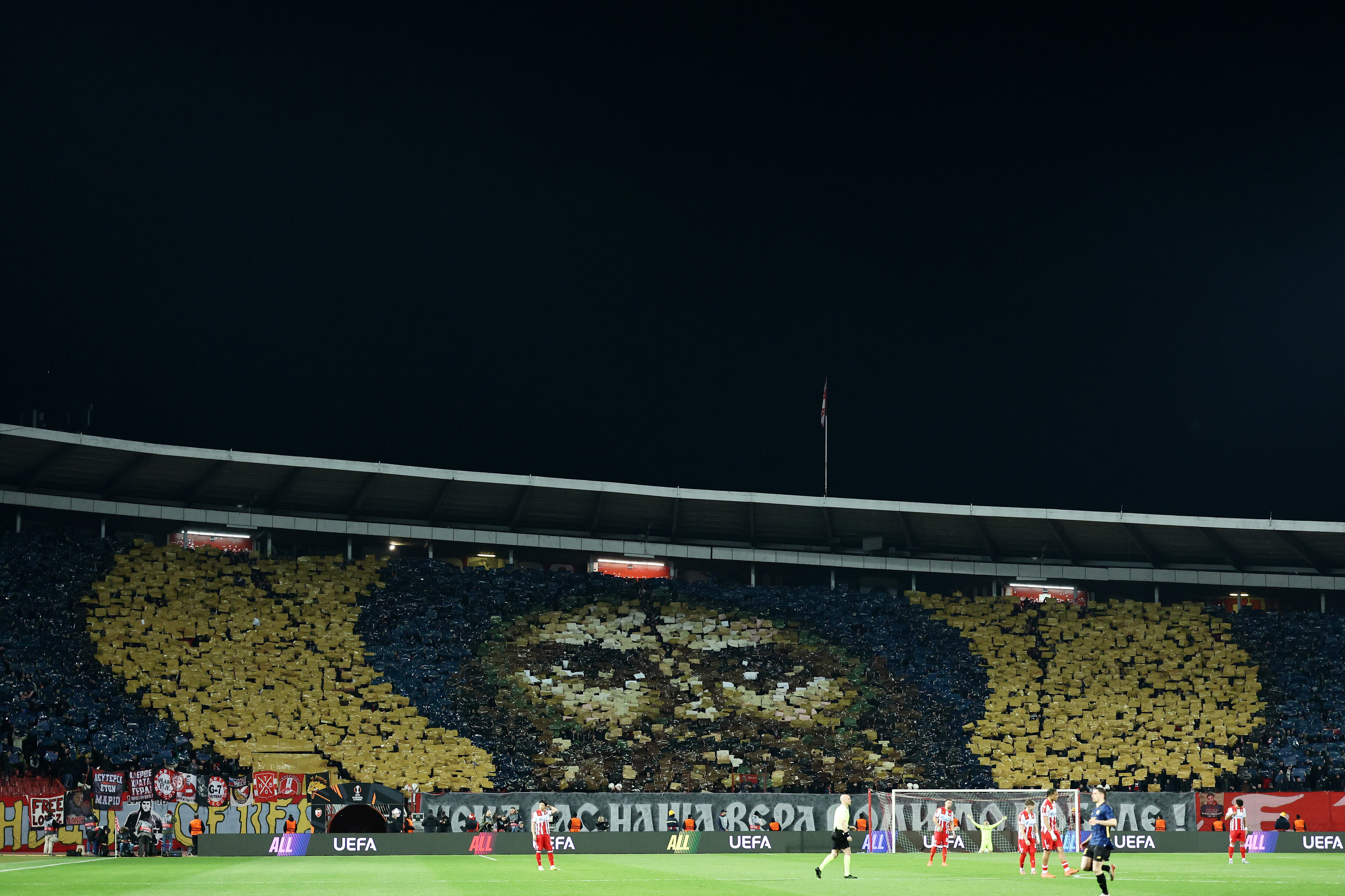 FK Crvena Zvezda v LOSC Lille.
