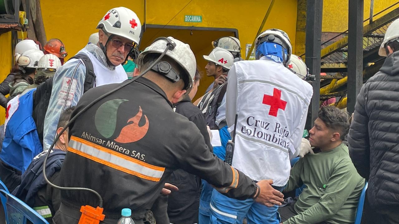 En la noche del martes 14 de marzo, sobre las 8:15 p. m., la Delegación Departamental de Bomberos de Cundinamarca informó de la emergencia.