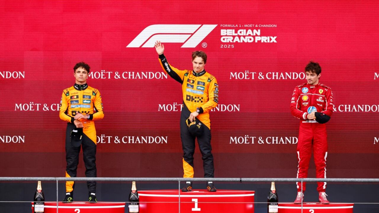 Winner McLaren's Australian driver Oscar Piastri se lleva la victoria en Bélgica y se encamina hacia el título mundial de la F1