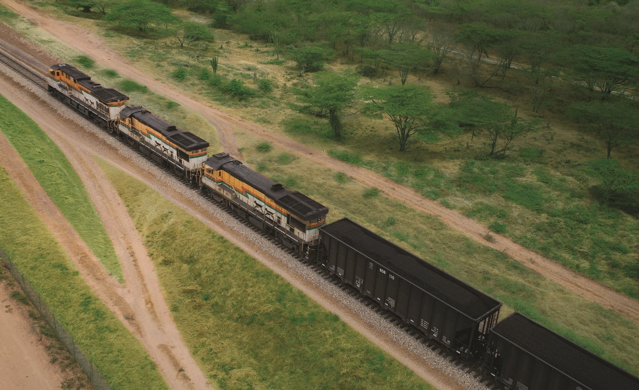 Cerrejón es un complejo en La Guajira que incluye una mina a cielo abierto, una línea férrea y un puerto de exportación. Foto: Cerrejón