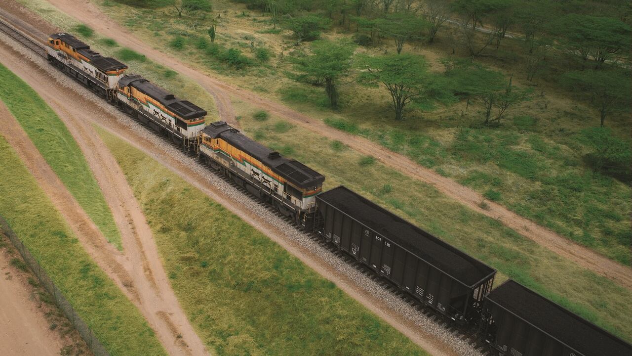 Cerrejón es un complejo en La Guajira que incluye una mina a cielo abierto, una línea férrea y un puerto de exportación. Foto: Cerrejón