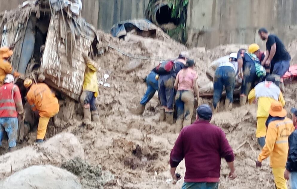 El deslizamiento sucedió en el sector el 17, en el Carmen de Atrato, llamada como "la trocha de la muerte".