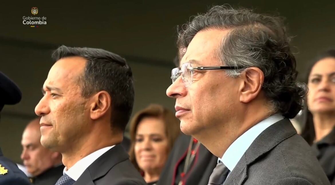 Presidente Gustavo Petro y el ministro de Defensa Pedro Sánchez