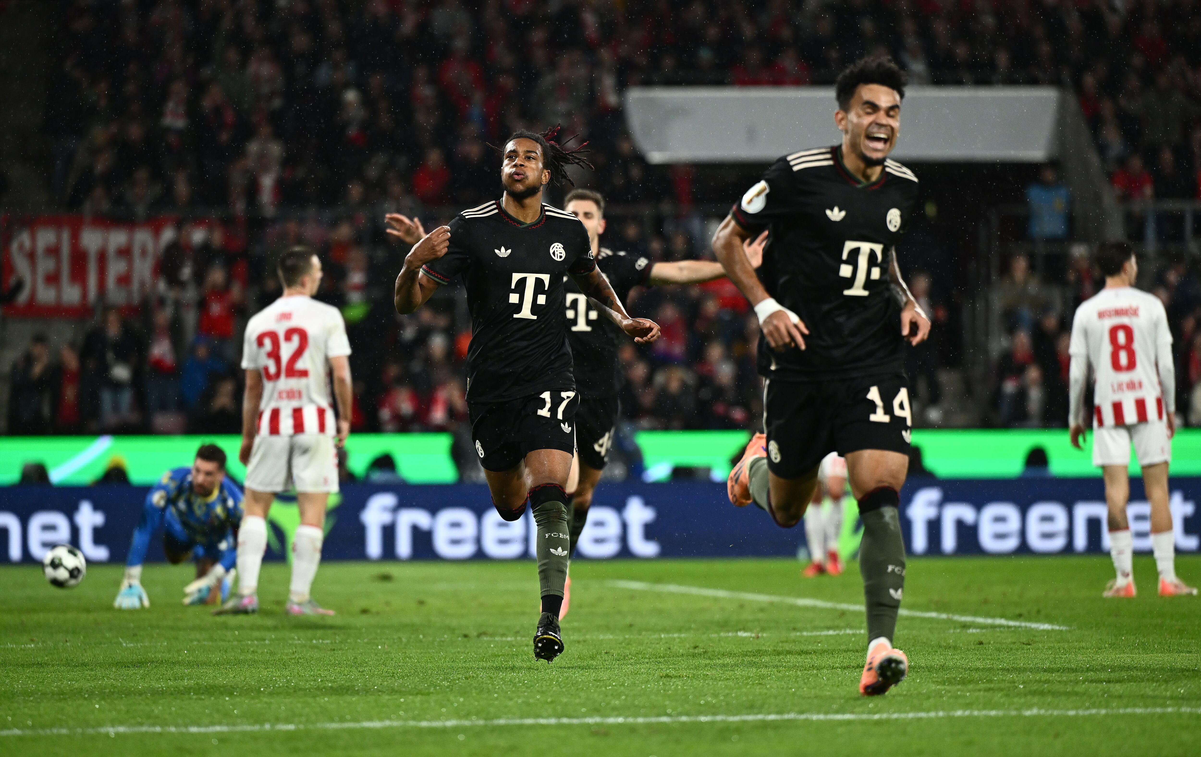 Luis Díaz tras asistir a Michael Olise en Bayern Múnich