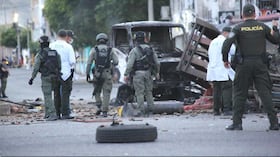 Ataque en Cúcuta con carrobomba en la madrugada de este sábado 1 de agosro, son más de quince policías heridos.