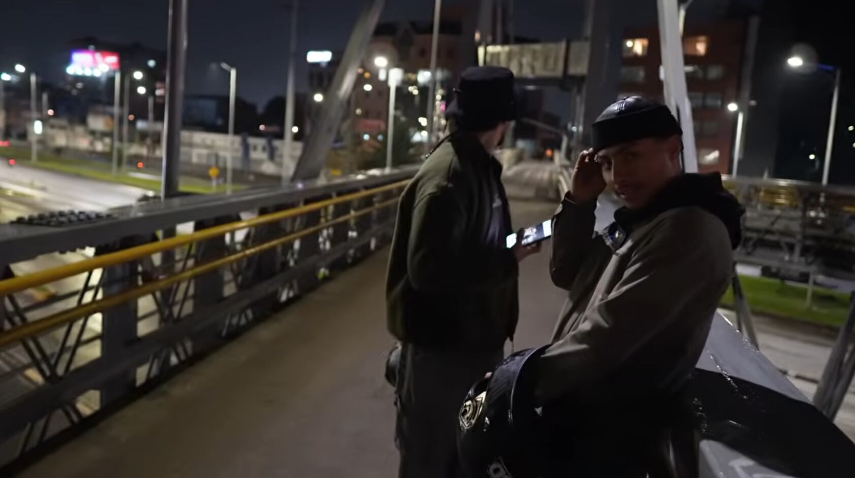 "Yo me di cuenta que una muchacha estaba asustada", Cris sin límite sobre la percepciónde seguridad en el puente de la Calle 100.