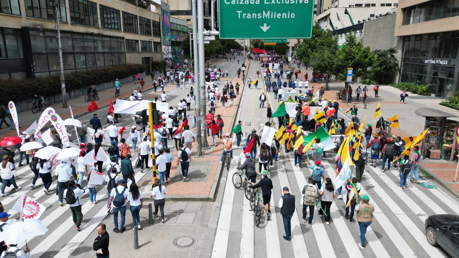 Centrales obreras imágenes con drone