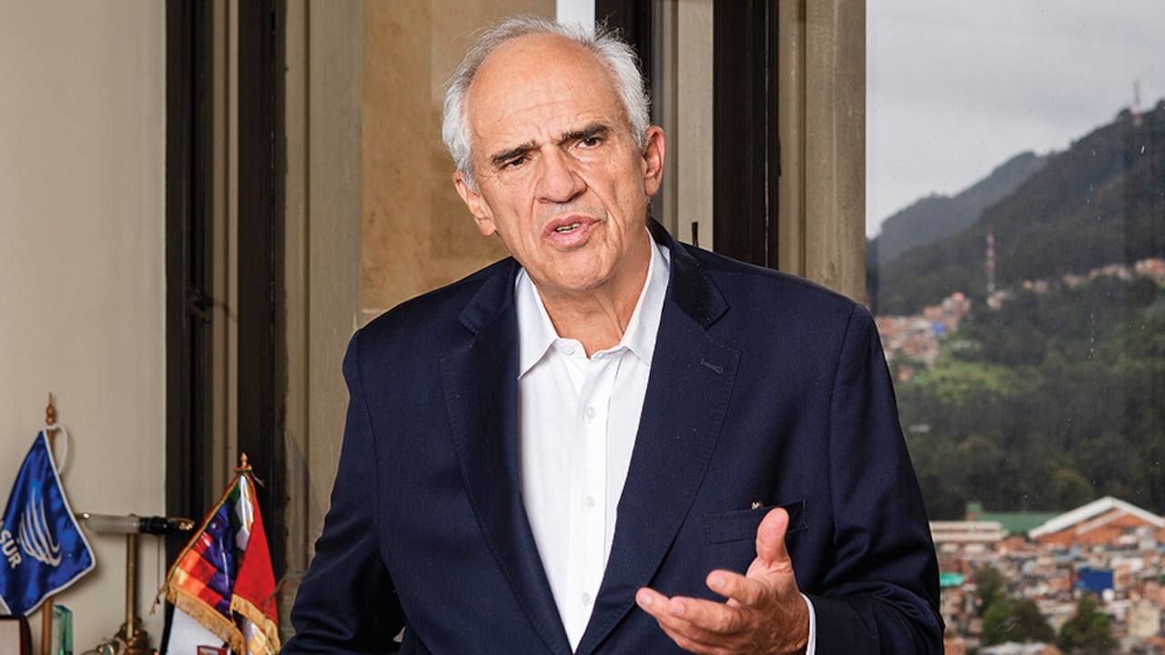 Ernesto Samper, expresidente colombiano, planteó que se desmonte la cooperación con Estados Unidos en materia de drogas.