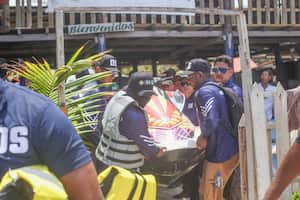 Operativo en Playa Blanca, Cartagena.